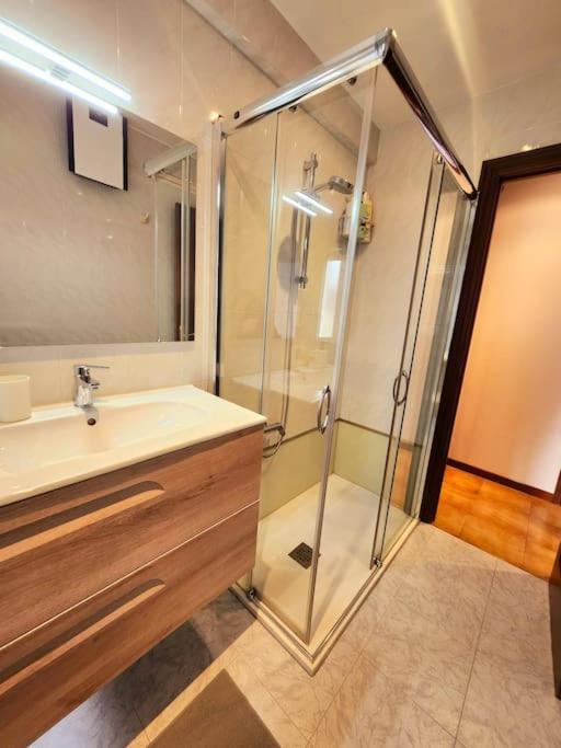 Duplex Rua Sol - Netflix Apartment Laxe Ngoại thất bức ảnh